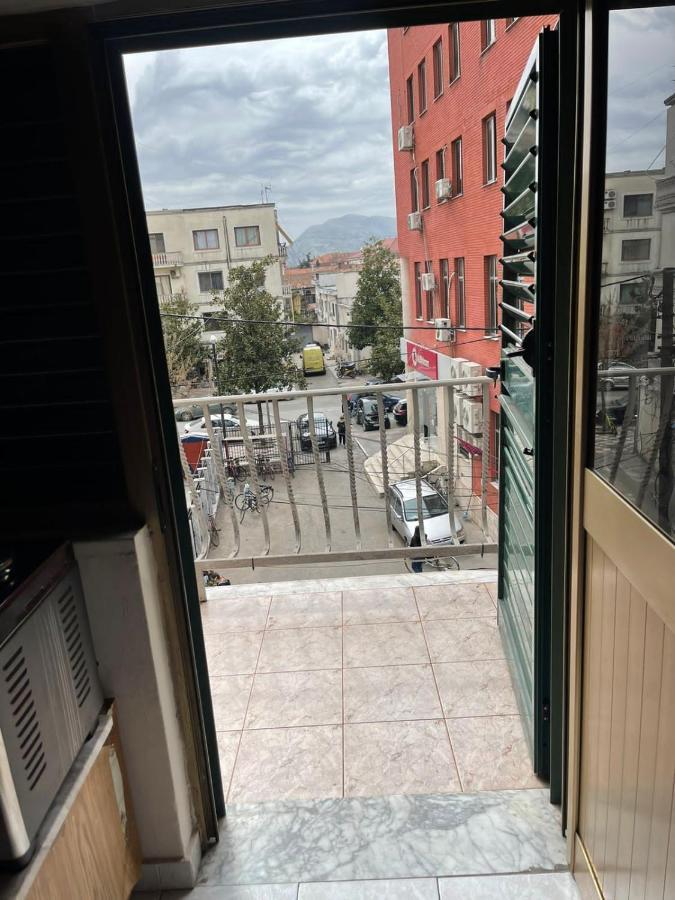 Vila Dedi Appartamento Shkodër Esterno foto