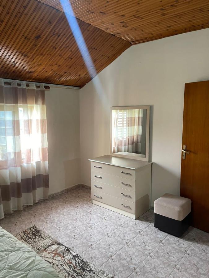 Vila Dedi Appartamento Shkodër Esterno foto