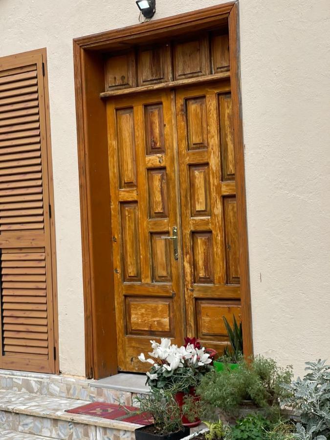Vila Dedi Appartamento Shkodër Esterno foto